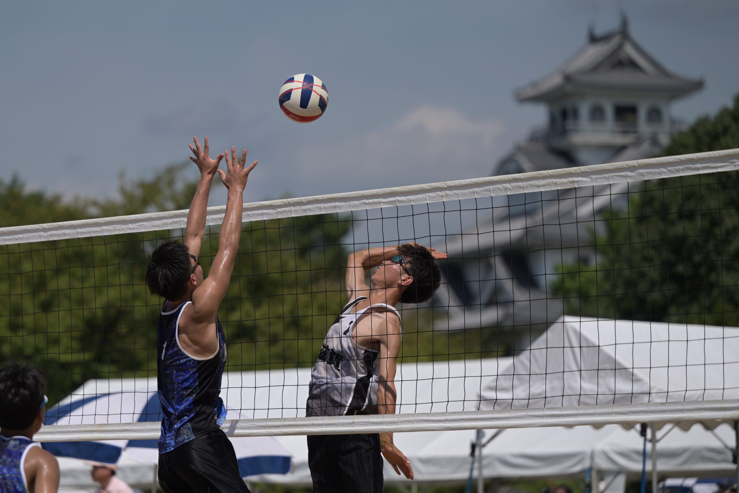 男女ベスト8決まる。「わたSHIGA輝く国スポ ビーチバレーボール種目」2